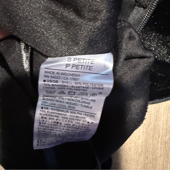 Banana republic velvet jumpsuit - Picture 10 of 11